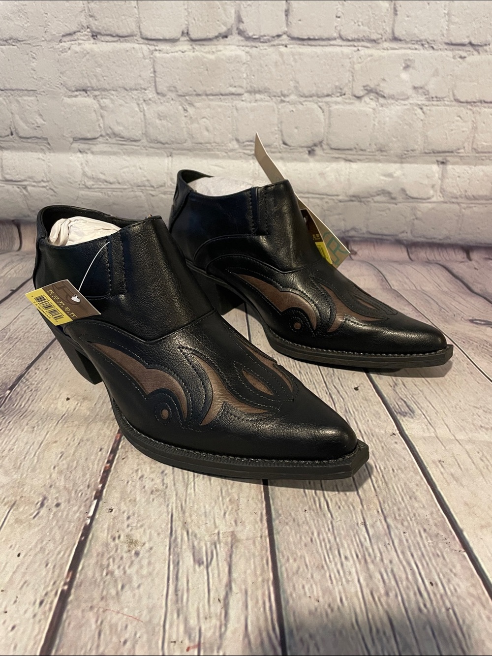 Roper Black with Brown Trim Western Ankle Booties NWT • 7.5
